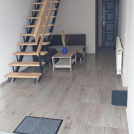 Jani Vendeghaz Ground Floor & Σπίτι διακοπών